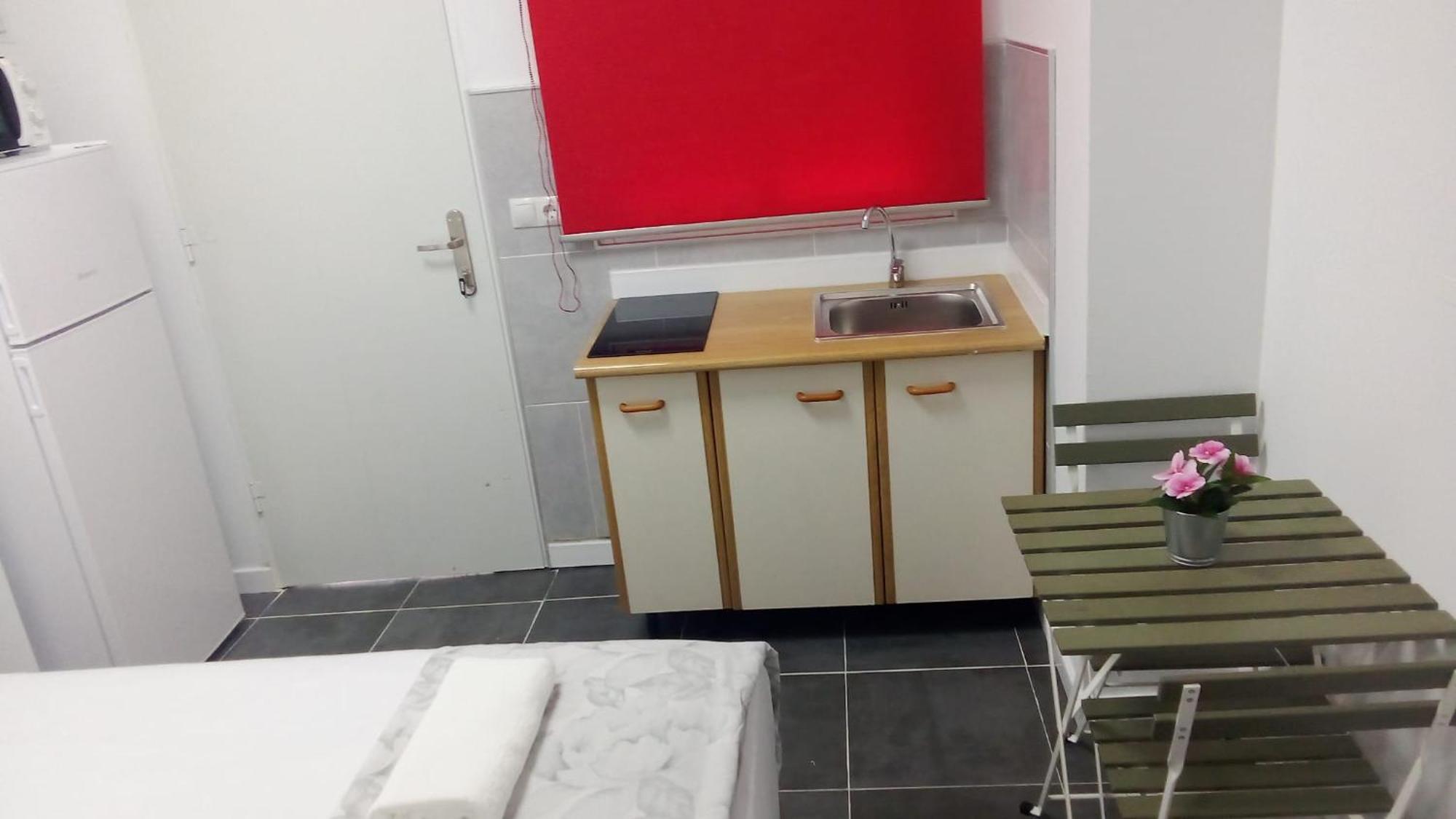 Estudio Encantador Cerca Del Carrefour Rosaleda 1 Màlaga Exteriér fotografie