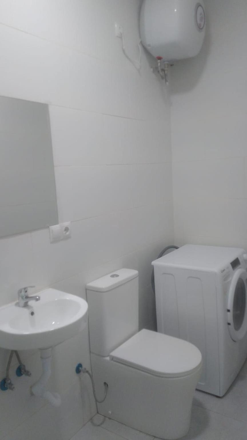 Estudio Encantador Cerca Del Carrefour Rosaleda 1 Màlaga Exteriér fotografie
